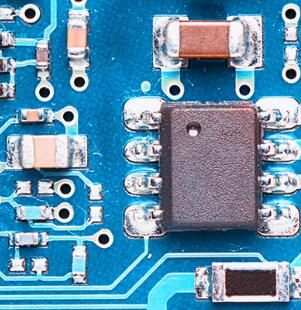 深圳華科貼片電容代理商：貼片電容有沒有極性呢？